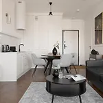 מלון דירות Granaria Riverside By Downtown