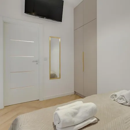 Granaria Riverside By Downtown Apartmanhotel