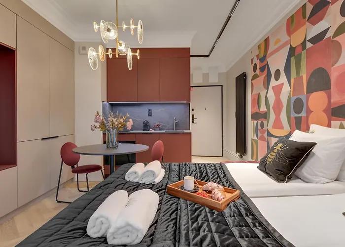 Granaria Riverside By Downtown Aparthotel